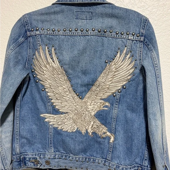 Lucky Brand Trucker Denim Jean Jacket with Embellished Eagle Design - XS - EUC - Picture 3 of 5